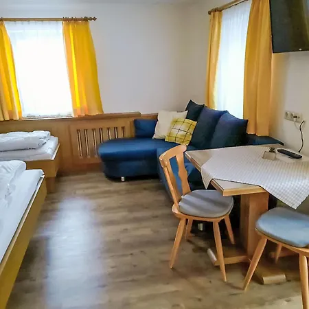 شقة Althaus 1 By Interhome Neukirchen am Großvenediger