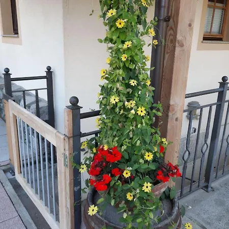 Althaus 1 By Interhome Neukirchen am Großvenediger