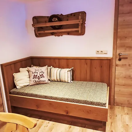 Althaus 1 By Interhome Apartmán